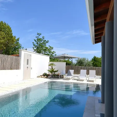 Lovely App In With Pool, Fontane Bianche *