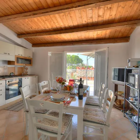 Appartement Lovely App In With Pool, Fontane Bianche Syracuse